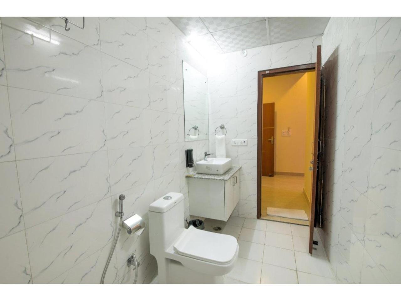 Bed and Breakfast Kusum House Greater Noida Zewnętrze zdjęcie