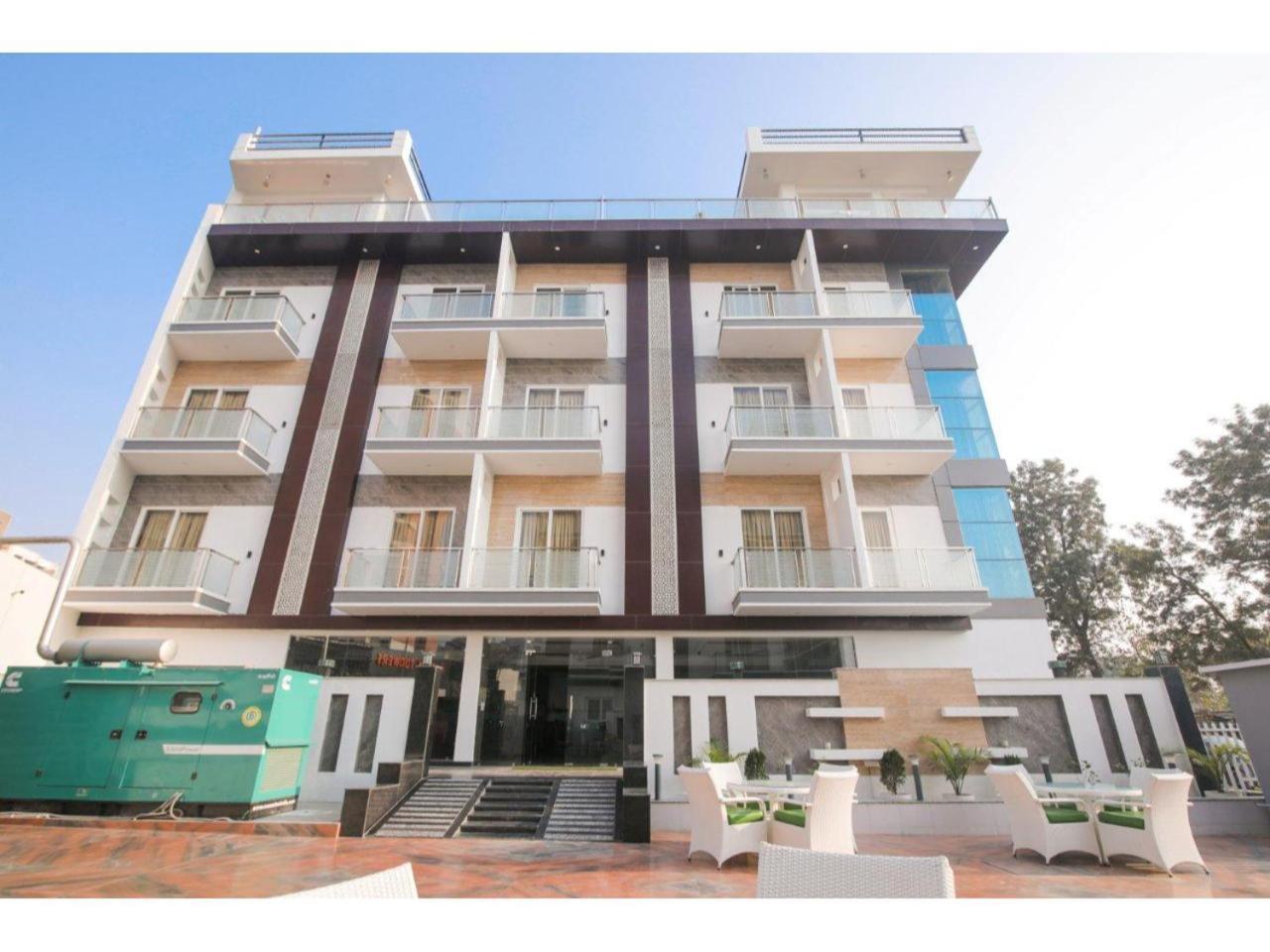 Bed and Breakfast Kusum House Greater Noida Zewnętrze zdjęcie